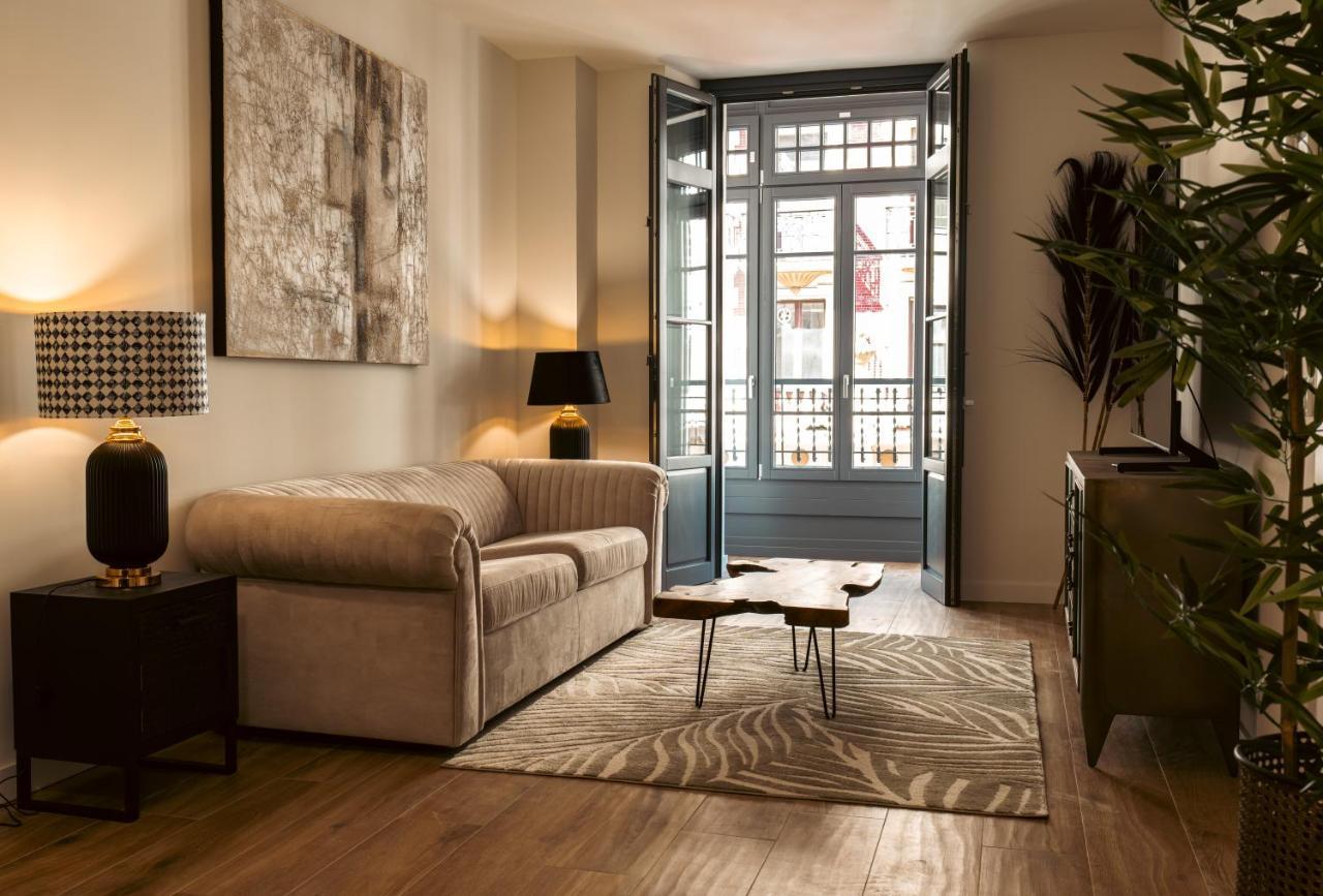 Suite 1907 Oviedo Collection Luaran gambar